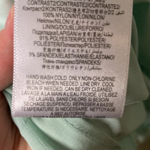 Beautiful Arianne Dress (12) purchased from the Bay. - Picture 5 of 6